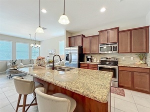 photo 1 of 1551 Peterson Pl, Sanford, FL 32773