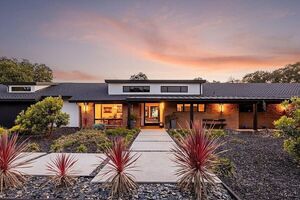 photo 1 of 8010 Mount Vernon Rd, Auburn, CA 95603