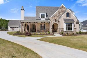photo 1 of 5325 Retreat Dr, Flowery Branch, GA 30542