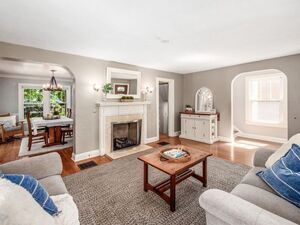 photo 1 of 516 Milford Ave, Columbus, OH 43202