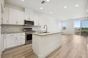 photo 1 of 533 Laurel Knoll Ct, Martinez, CA 94553