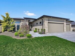photo 1 of 2313 S Aburge Ave, Meridian, ID 83642