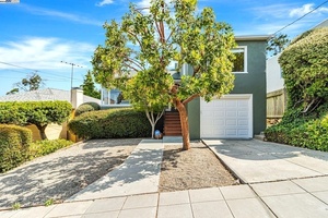 photo 1 of 3675 Delmont Ave, Oakland, CA 94605