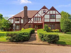 photo 1 of 316 Meadow Creek Pl, Jackson, MS 39211