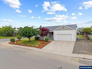photo 1 of 342 NW Denton Ave, Dallas, OR 97338