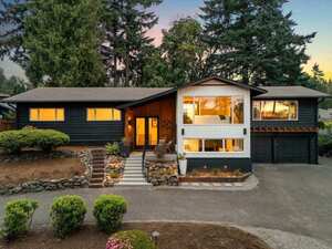 photo 1 of 2390 Southshore Blvd, Lake Oswego, OR 97034