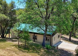 photo 1 of 2843 E Westfall Rd, Mariposa, CA 95338