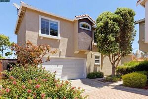 photo 1 of 1071 Newcastle Ct, Richmond, CA 94806