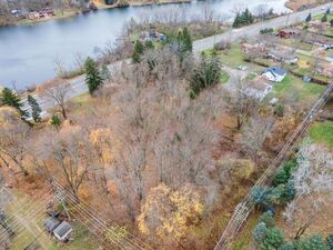 photo 1 of Lot 3 W  Walton Blvd, Waterford, MI 48329