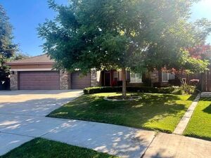 photo 1 of 2604 W Taylor Avenue, Visalia, CA 93291