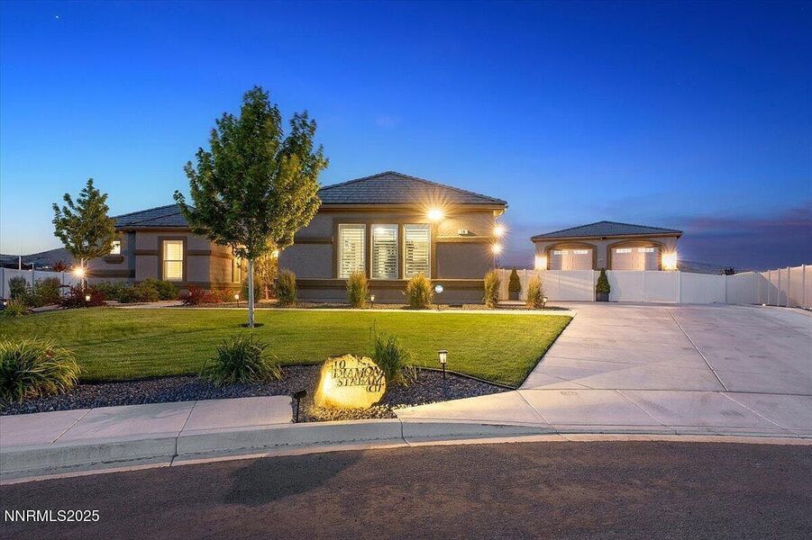 photo 1 of 10 Diamond Stream Ct, Sparks, NV 89441