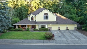 photo 1 of 453 E Stonecreek Dr, La Center, WA 98629