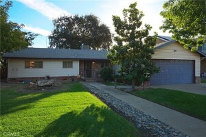 photo 1 of 1041 Golden Gate Ave, Dos Palos, CA 93620
