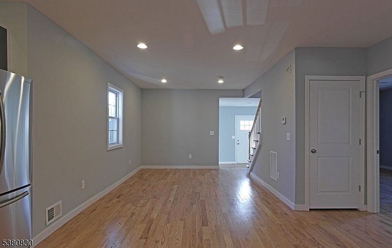 Photo #3