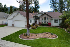photo 1 of 3948 N Playfair St, Coeur D Alene, ID 83815