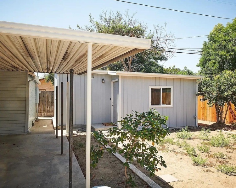 Photo #6