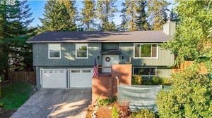 photo 1 of 9175 SE Lynn Ln, Happy Valley, OR 97086