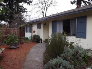 photo 1 of 84 Sanchez Rd, Forest Knolls, CA 94933