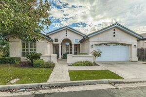 photo 1 of 873 E  Green Acres Dr, Fresno, CA 93720