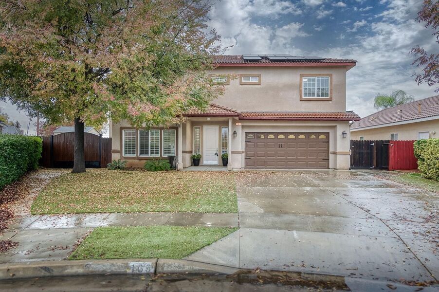 photo 1 of 169 Rosewood Ave, Sanger, CA 93657