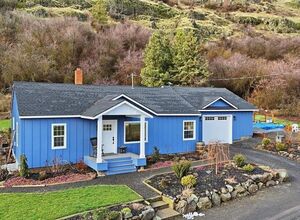 photo 1 of 4001 N Palouse Rd, Colfax, WA 99111