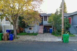 photo 1 of 1453 Calistoga Ave, Napa, CA 94559