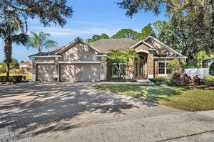 photo 1 of 419 E Blue Water Edge Dr, Eustis, FL 32736
