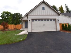 photo 1 of 845 Oakleaf Way, Silverton, OR 97381