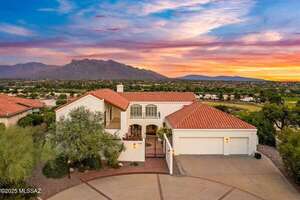 photo 1 of 8450 N Nob Hill Drive, Tucson, AZ 85742