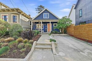 photo 1 of 735 Apgar St, Oakland, CA 94609