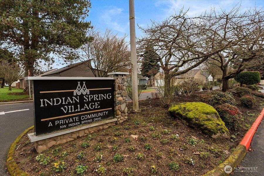 photo 1 of 13414 NW Indian Springs Dr, Vancouver, WA 98685