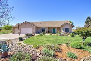 photo 1 of 6950 Bisbee Dr, Sloughhouse, CA 95683