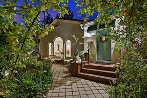 photo 1 of 18211 Saratoga Los Gatos Rd, Monte Sereno, CA 95030