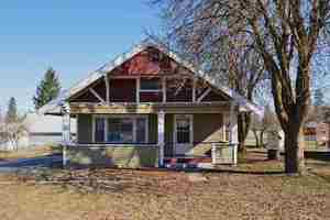 photo 1 of 320 N Brower St, Medical Lake, WA 99022