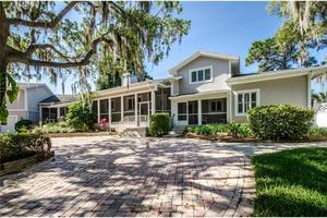 photo 1 of 184 George St S, Tarpon Springs, FL 34688