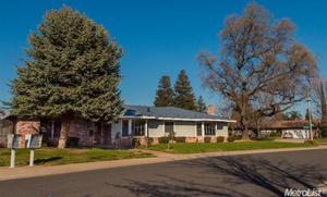 photo 1 of 125 Brodiewest Ct, Galt, CA 95632