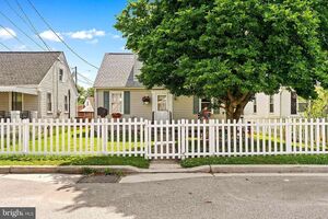 photo 1 of 304 3rd Ave SE, Glen Burnie, MD 21061