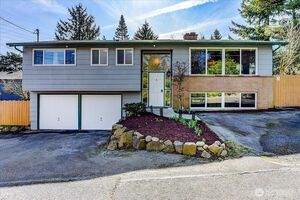 photo 1 of 11242 A Fremont Avenue N, Seattle, WA 98133