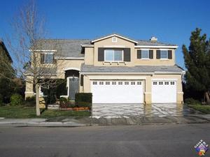 photo 1 of 43428 Hampton St, Lancaster, CA 93536