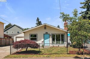 photo 1 of 6625 SE 87th Ave, Portland, OR 97266