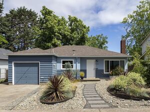photo 1 of 9323 SE Mill St, Portland, OR 97216