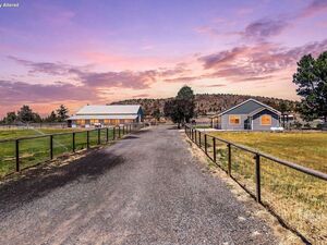 photo 1 of 3099 NW Williams Way, Redmond, OR 97756