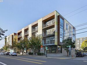 photo 1 of 1455 N Killingsworth St APT 415, Portland, OR 97213