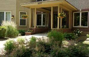 photo 1 of 8500 Franlo Rd Apt 303, Eden Prairie, MN 55344