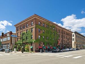 photo 1 of 11 S 12th St APT 402, Minneapolis, MN 55403