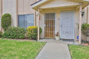 photo 1 of 15927 Santa Ana Ave APT 3, Bellflower, CA 90706
