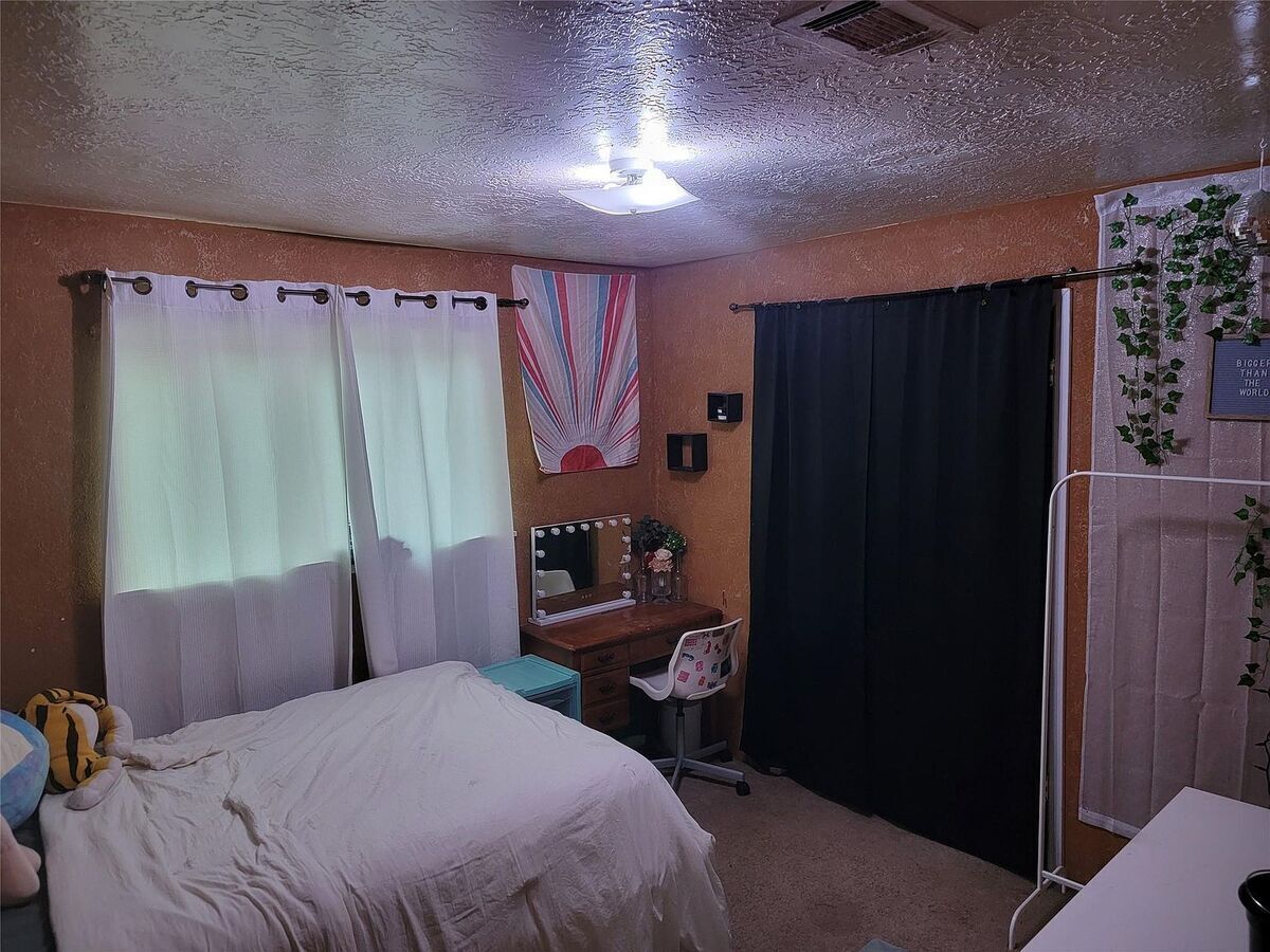 Photo #6