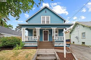 photo 1 of 725 NE 79th Ave, Portland, OR 97213