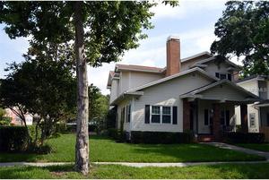 photo 1 of 2433 W Watrous Ave, Tampa, FL 33629