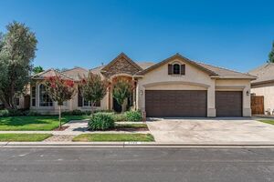 photo 1 of 2140 Serena Ave, Clovis, CA 93619